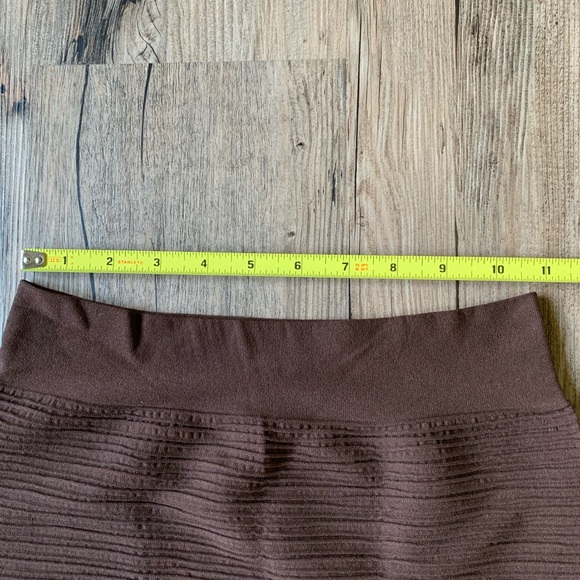 M U.S.A | Ribbed Skirt Bundle - Picture 9 of 11